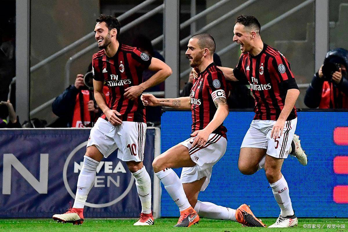 官方：纽卡斯尔联与17岁后卫埃皮亚签下职业合同（纽卡斯尔联官宣：17岁后卫埃皮亚签下职业合同）