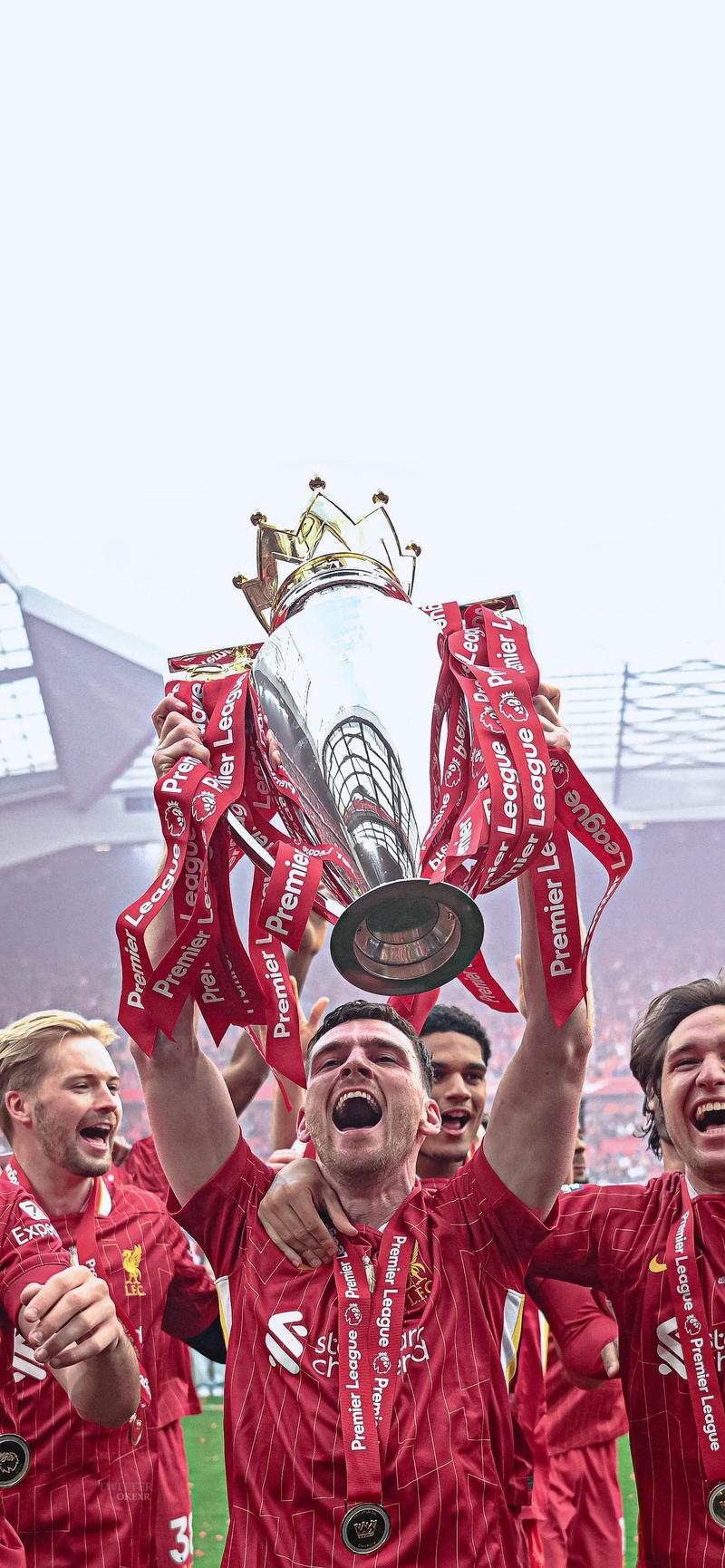 都体：米兰和国米依然关注索莱，但司法案件可能会有影响（都体：米兰与国米持续关注索莱，司法案件或成变数）