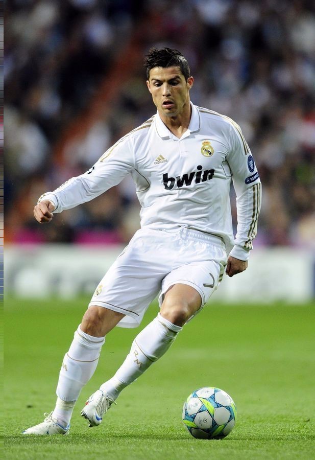 本轮欧预赛最佳阵容：萨内、格纳布里入围（欧预赛本轮最佳阵容出炉：萨内、格纳布里入选）