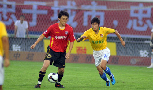 西班牙足协官方：皇马对赫伊森黄牌的上诉被驳回（西班牙足协：否决皇马对赫伊森黄牌的申诉）