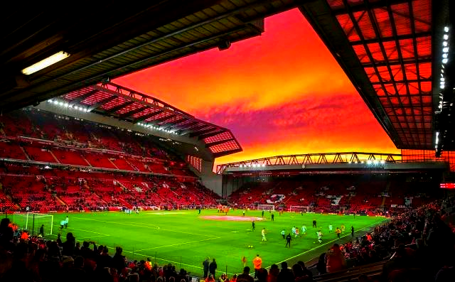 听说在东北上学可以免费学滑冰！有点心动（去东北上学还能免费学滑冰，我有点动心）