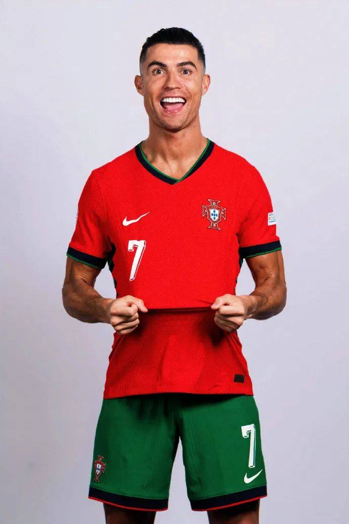 卡萨诺：我曾说过穆里尼奥已经废了，现在阿莱格里也快了（卡萨诺：穆里尼奥早已不行，阿莱格里也将步其后尘）