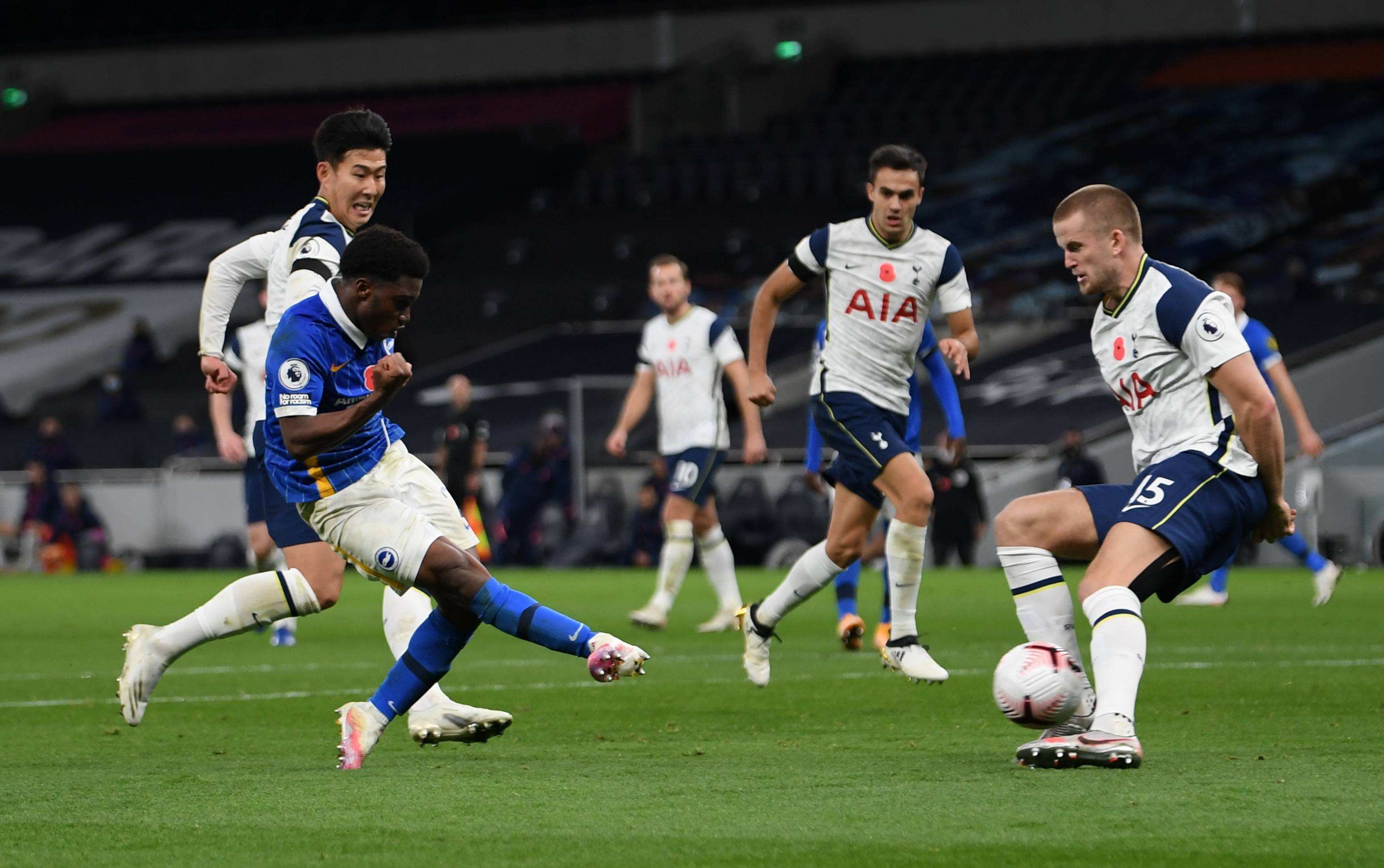 专业VAR团队复盘曼城扳平进球：B席对库尔图瓦犯规遭无视（VAR专家解读曼城扳平球：B席对库尔图瓦犯规被忽略）