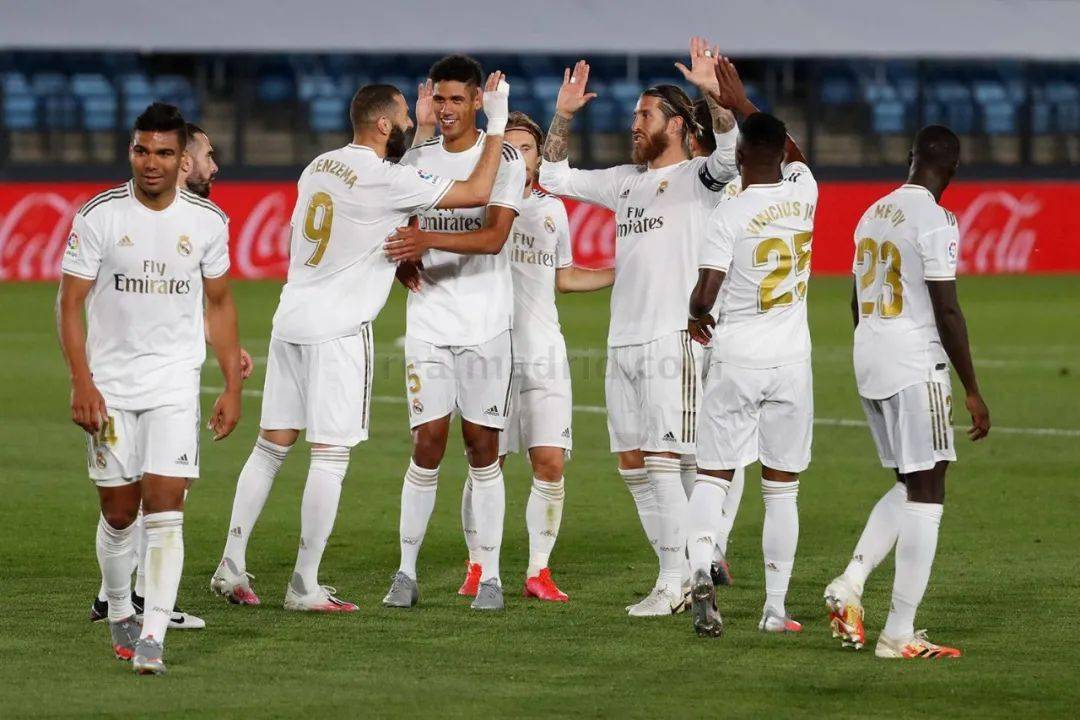 马卡：维尼修斯的地位不可撼动，他是皇马唯一能改变战局的人（马卡：维尼修斯地位无可动摇，他是皇马场上唯一能改写战局的人）