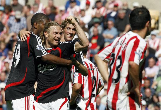 盘点最容易被忽视的足球小技巧（那些常被忽略的足球细节技巧合集）