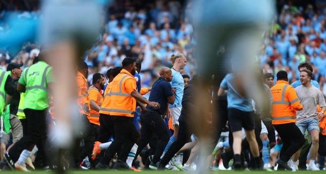 德转列中锋身价榜：哈兰德1.8亿欧居首，姆巴佩第二