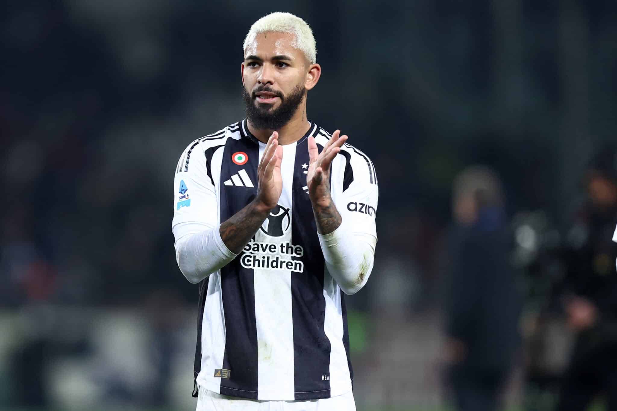 马宁入选2026世界杯候选裁判员培训名单，将经历最后一次考核（马宁入围2026年世界杯候选裁判员培训名单，迎来最终考核）