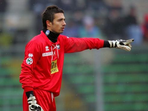 尤文官方：弗朗西斯科-孔塞桑当选队内10月最佳球员（尤文官宣：弗朗西斯科-孔塞桑荣膺球队十月最佳）