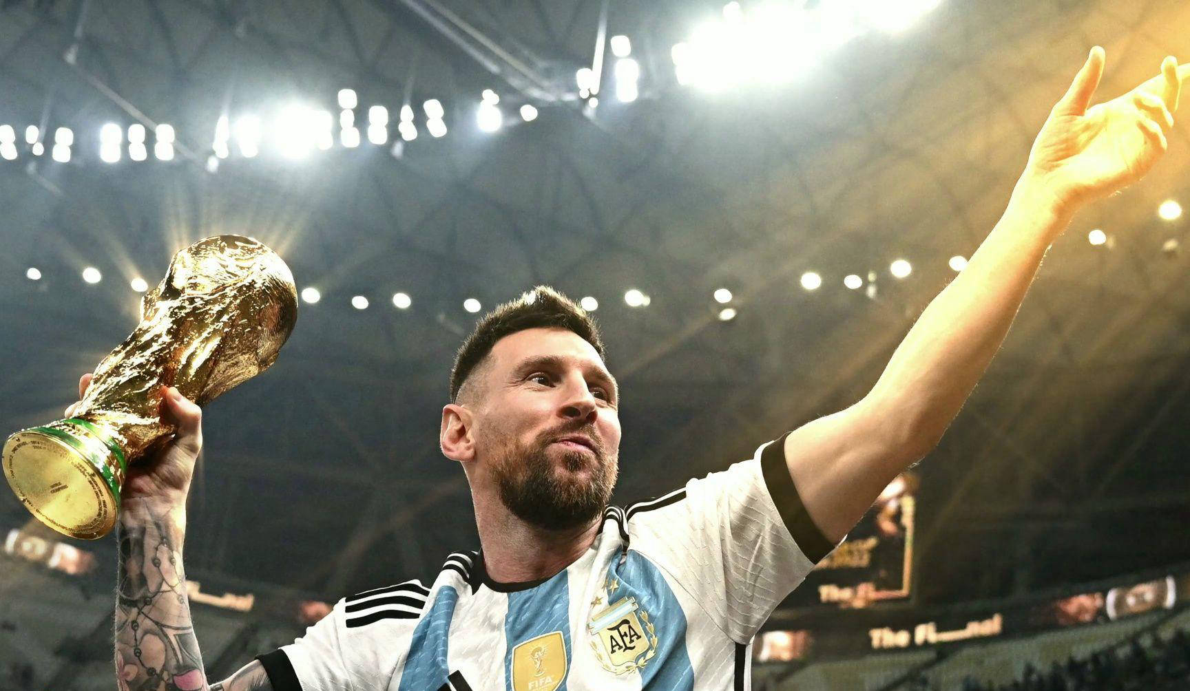 用冠军告别！前巴萨传奇正式挂靴退役，结束17年辉煌生涯