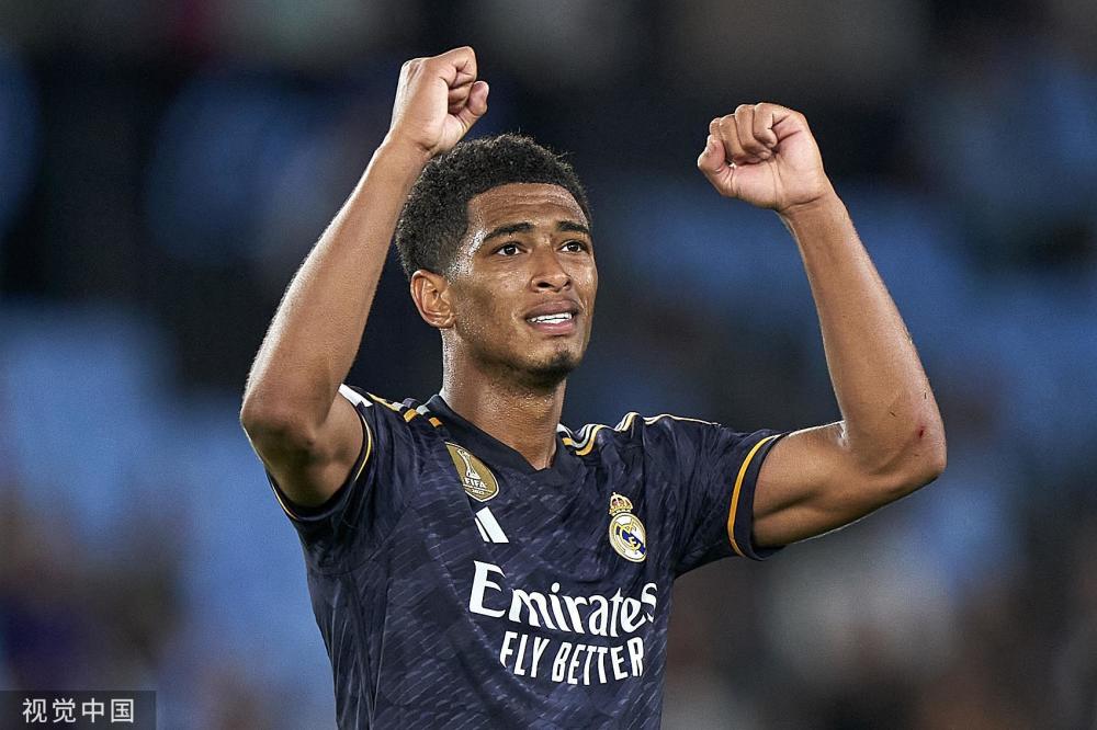 弗兰克新书透露：曾在一天内和曼联、切尔西进行了谈判（弗兰克在新书中披露：同一天先后与曼联和切尔西洽谈）