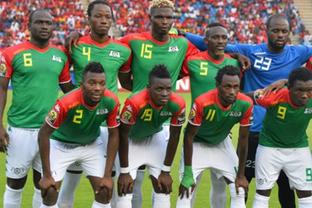 剑南春｜巴萨3-1逆转马竞，拉菲尼亚、奥尔莫、费兰建功，莱万失点（剑南春｜巴萨3-1翻盘马竞：拉菲尼亚、奥尔莫、费兰相继破门，莱万罚失点球）