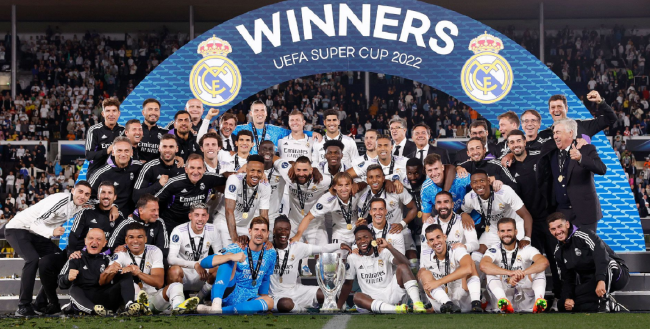 深圳紧咬积分榜前列（深圳紧追积分榜前茅）