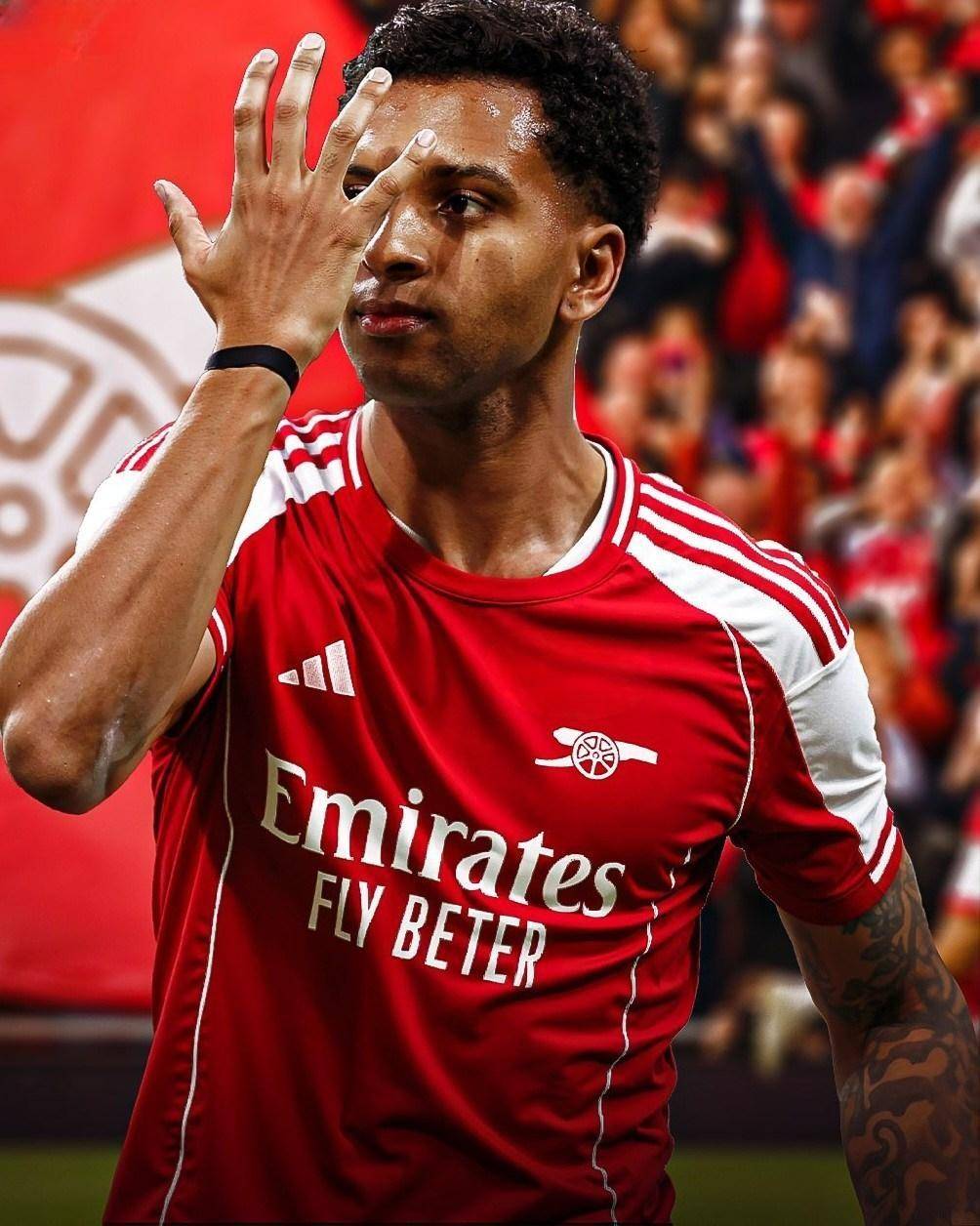 前广州队球员张志雄 白余涛加盟重庆铜梁龙（两名前广州队球员张志雄、白余涛转投重庆铜梁龙）