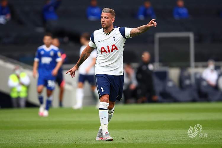 王长庆回应“摘桃”：启蒙不是我带的就算摘桃？我们考察了200多人（被质疑“摘桃”，王长庆回应：启蒙并非我带，何来摘桃？我们考察过200多人）